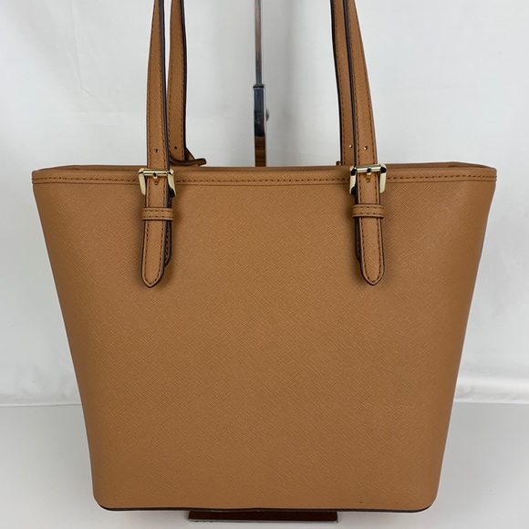 Michael Kors Jet Set Medium Leather Pocket Tote - Picture 3 of 8